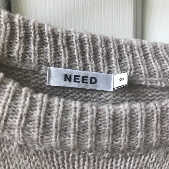 Need Supply Isa Oversized Sweater Small - Picture 5 of 6